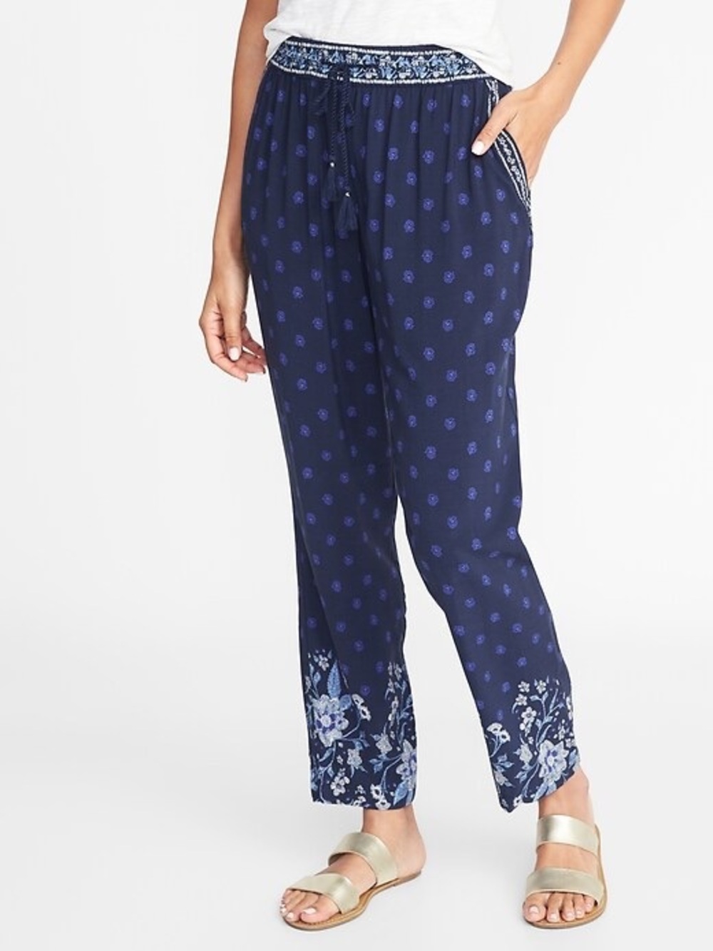 Old Navy Women's Navy Floral Mid-Rise Soft Pants